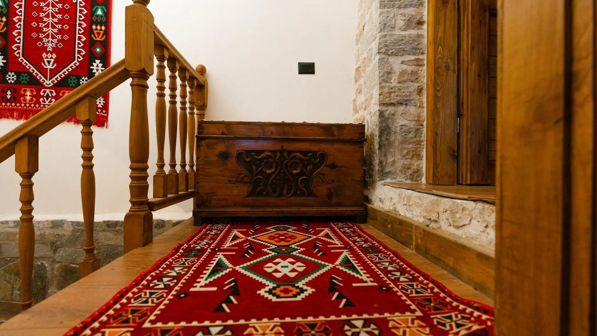 Gjirokastër Vila 24
